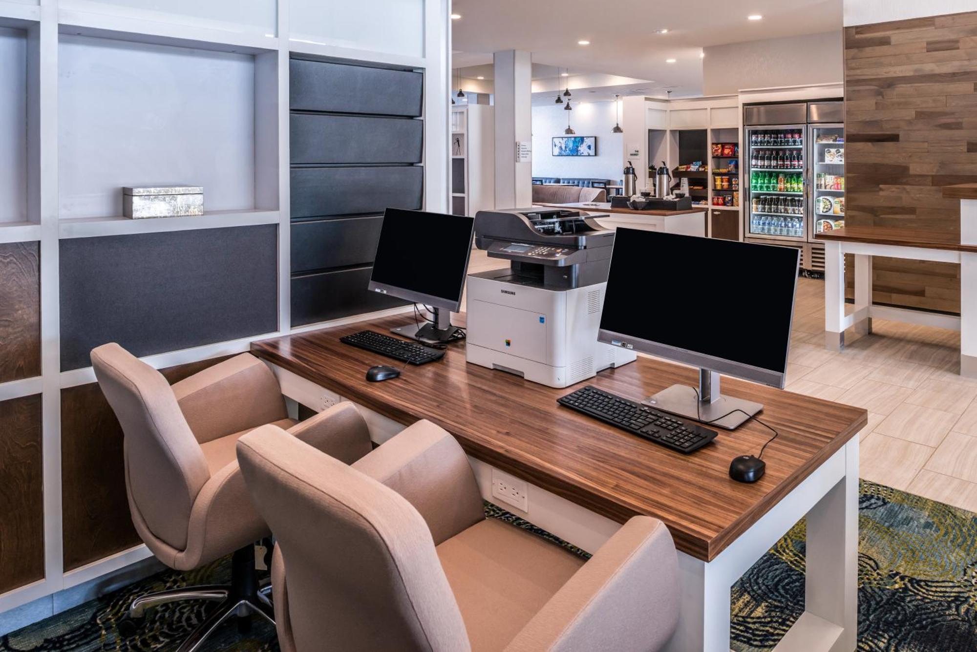 Holiday Inn Detroit Northwest - Livonia By Ihg Экстерьер фото