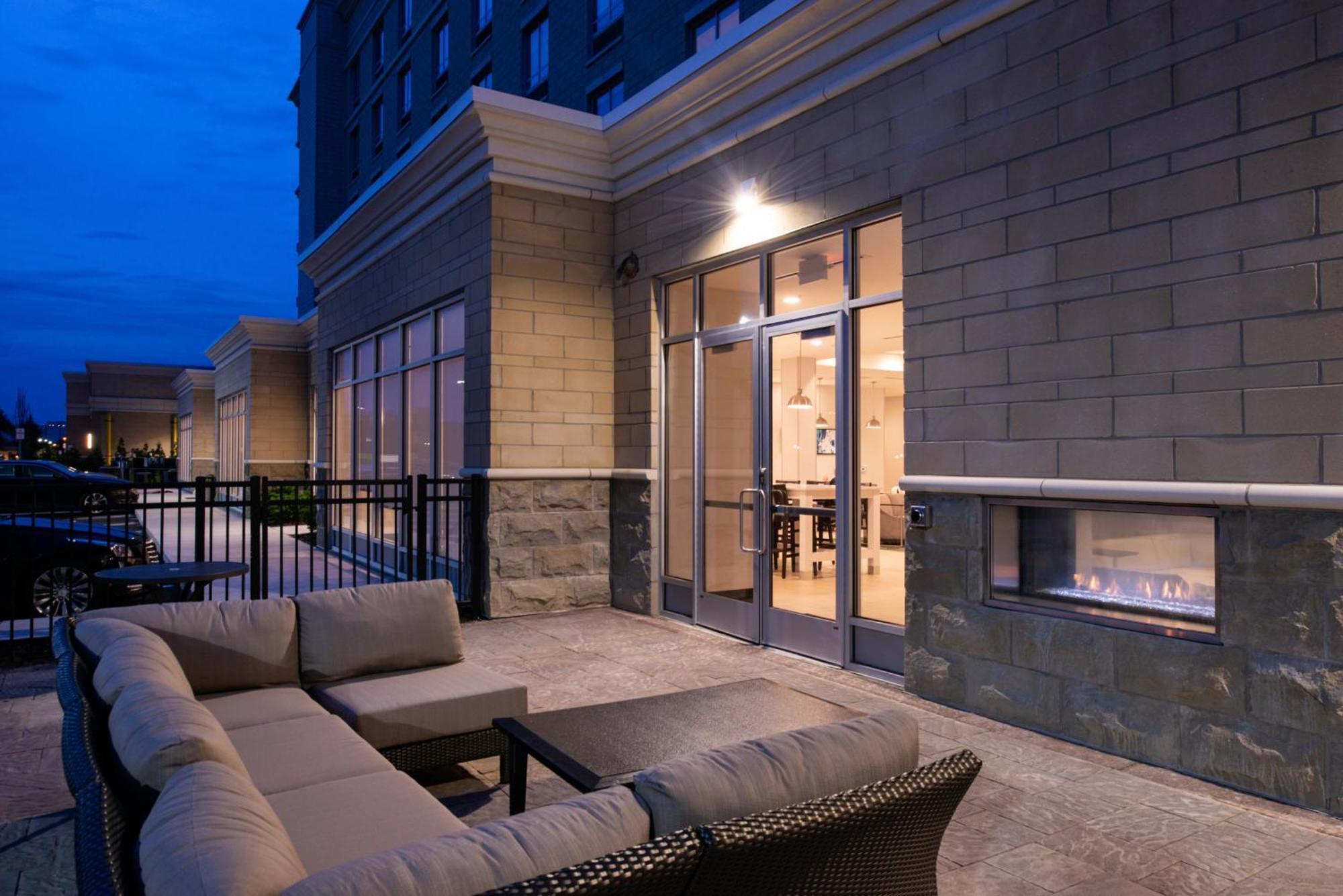 Holiday Inn Detroit Northwest - Livonia By Ihg Экстерьер фото