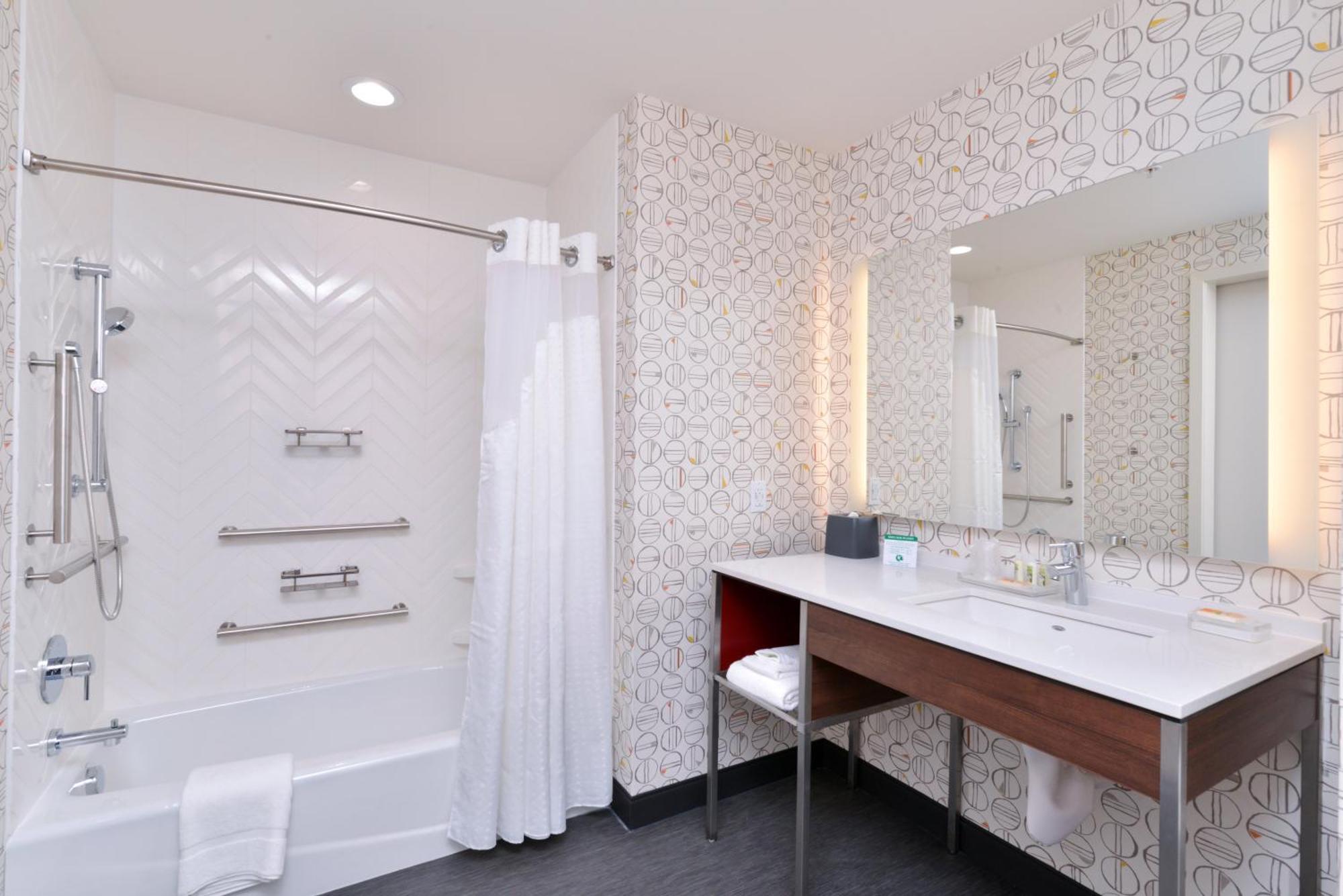 Holiday Inn Detroit Northwest - Livonia By Ihg Экстерьер фото