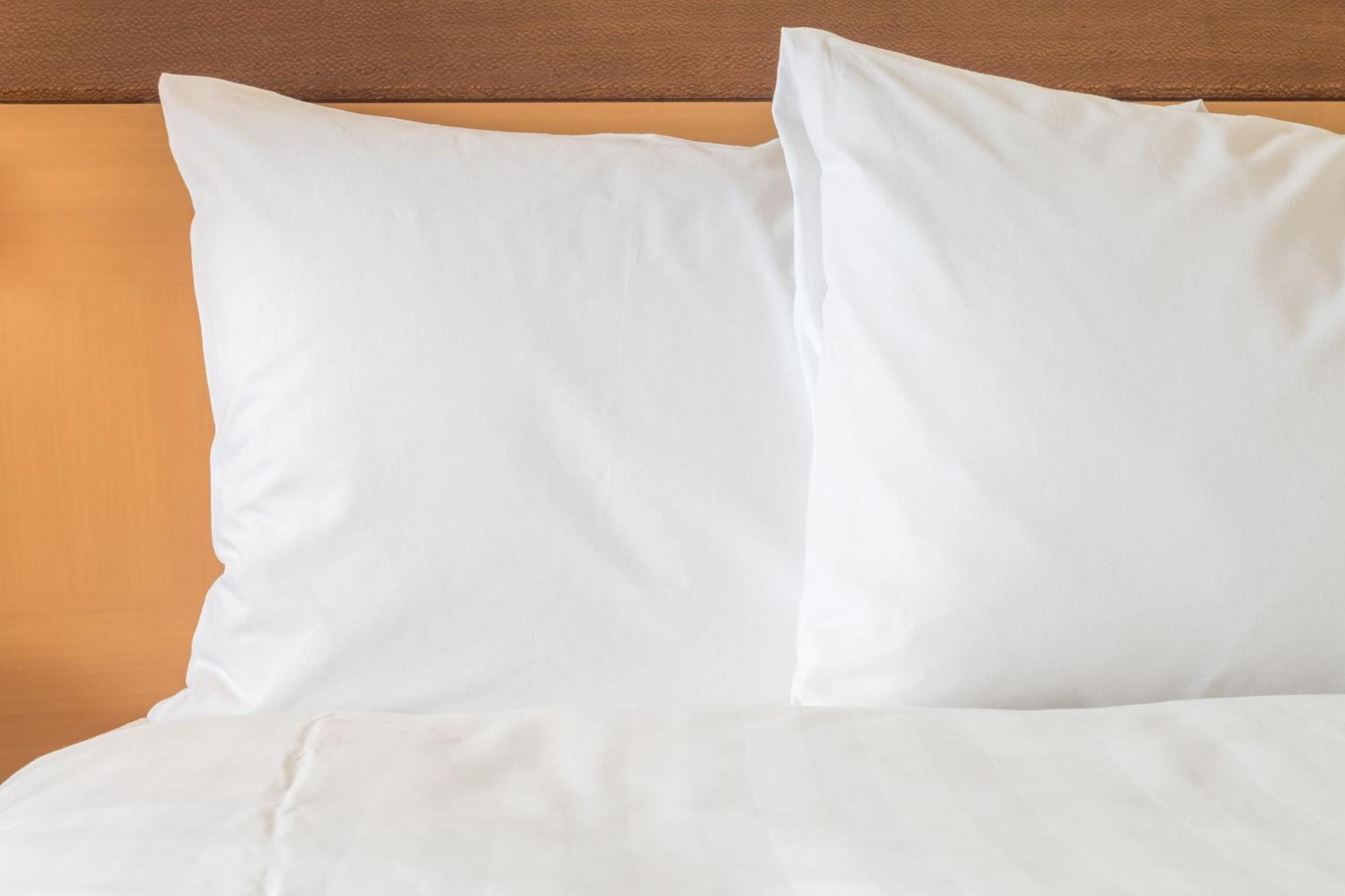 Holiday Inn Detroit Northwest - Livonia By Ihg Экстерьер фото