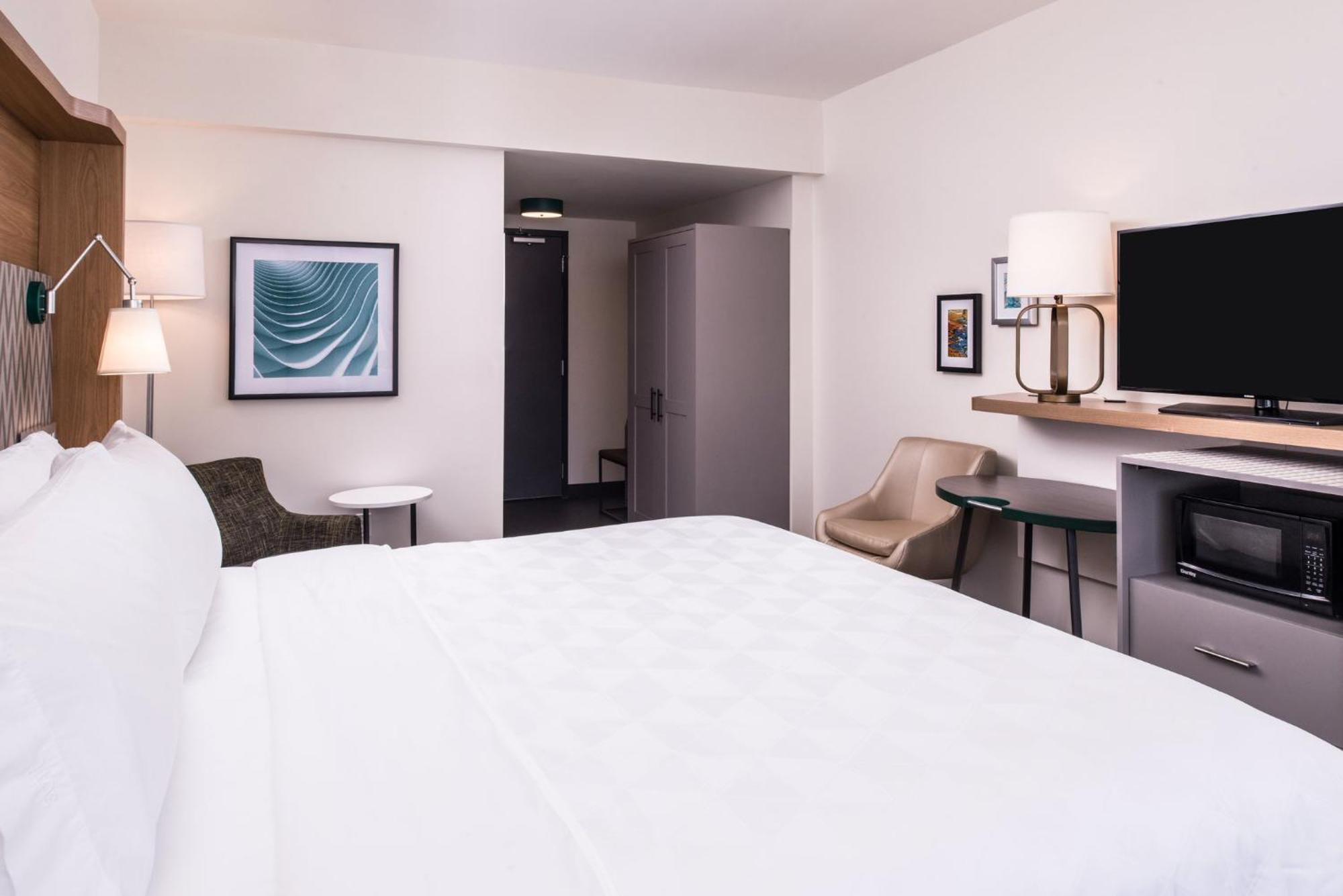 Holiday Inn Detroit Northwest - Livonia By Ihg Экстерьер фото
